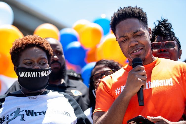 file-20200528-51509-12xe660