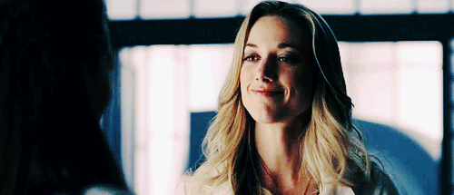 lauren lewis zoie palmer gif | WiffleGif