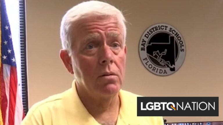 Le surintendant des écoles a dit que «Dieu» lui avait dit qu'être gay était un «choix». Maintenant, il prétend qu'il était «installé». / Nation LGBTQ