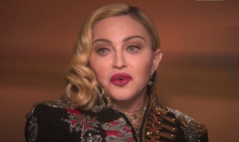 Madonna se présente comme un Truther COVID, loue le docteur « Demon Semen '' de Trump comme « mon héros ''
