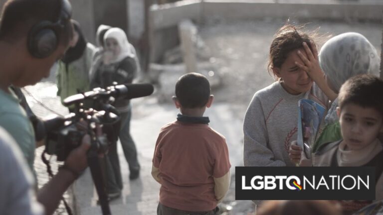 Les membres de l'Etat islamique et des milices violent des hommes homosexuels et des femmes transgenres parce qu'ils sont «doux» / Nation LGBTQ