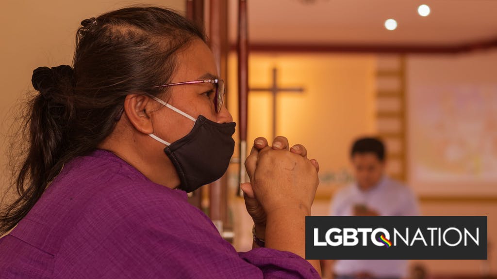 Un pasteur de Floride poursuit pour mandat de masque parce que son église ne peut pas prier si elle porte des masques / Nation LGBTQ