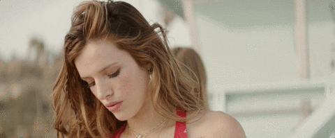 Rechercher Bella Thorne GIF par AwesomenessTV - Trouvez et partagez sur GIPHY