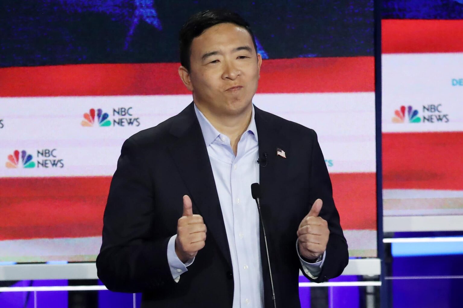 Andrew Yang suce la communauté LGBT dans un discours « louable »
