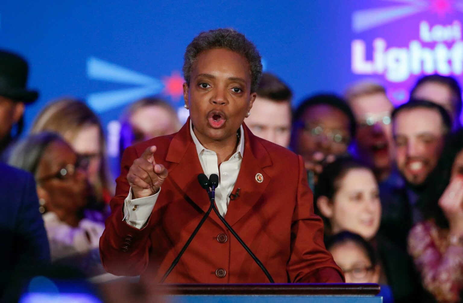 La maire de Chicago, Lori Lightfoot, ne donne des interviews qu’à des journalistes de couleur pour lutter contre la « blancheur écrasante »