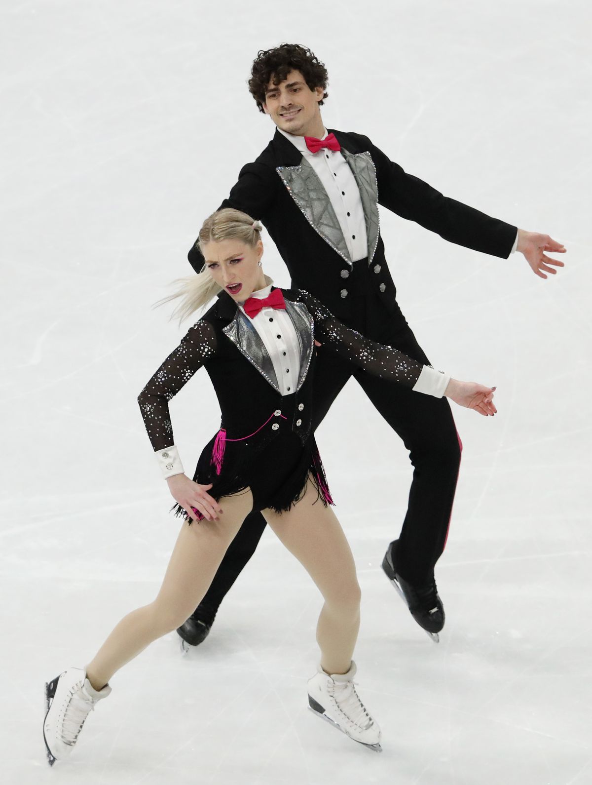 Paul Poirier et Piper Gilles du Canada lors d'un événement en Suède en mars.