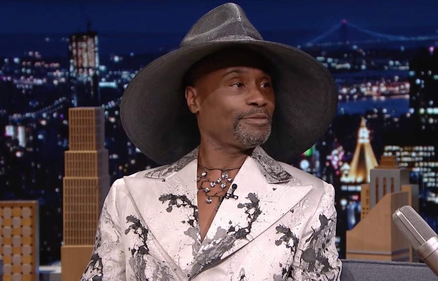 Billy Porter déclare qu’il est un « homme libre » après avoir rendu public son diagnostic de VIH