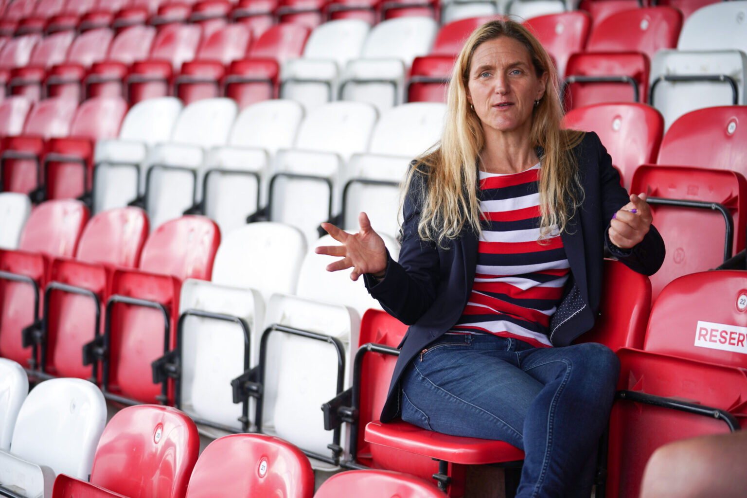 Kim Leadbeater poursuivie par des militants anti-LGBT+