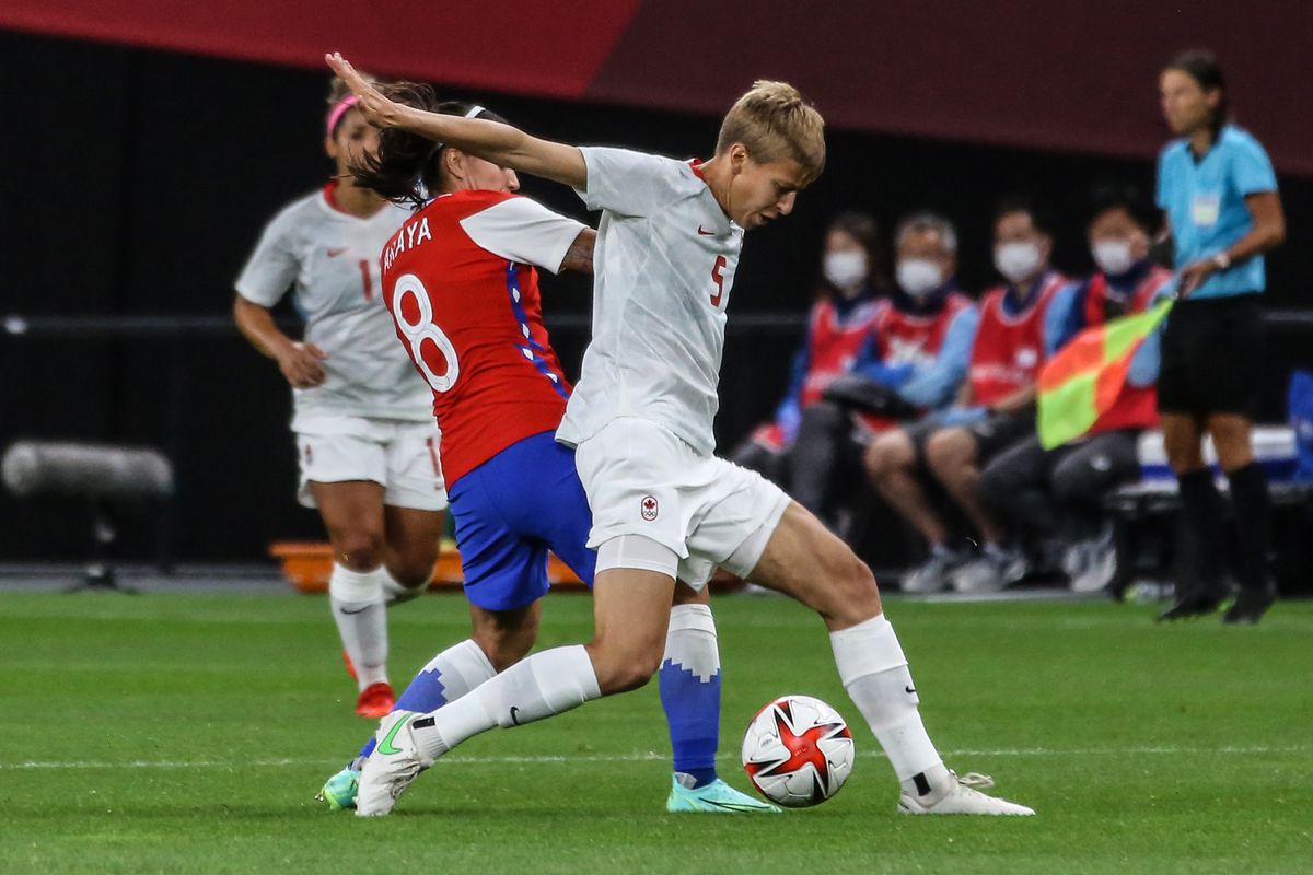 Chili v Canada : Football féminin - Jeux Olympiques : Jour 1