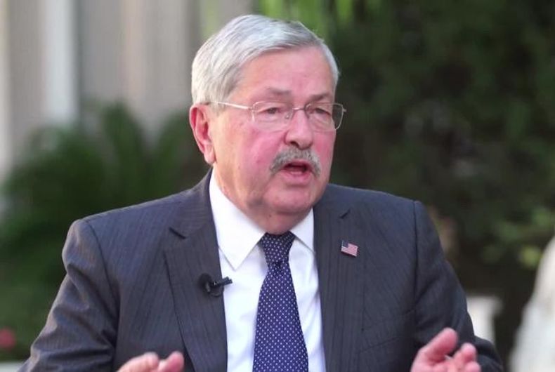 Terry Branstad, Godfrey, anti-LGBTQ, anti-gay, discrimination, Cour suprême de l'Iowa