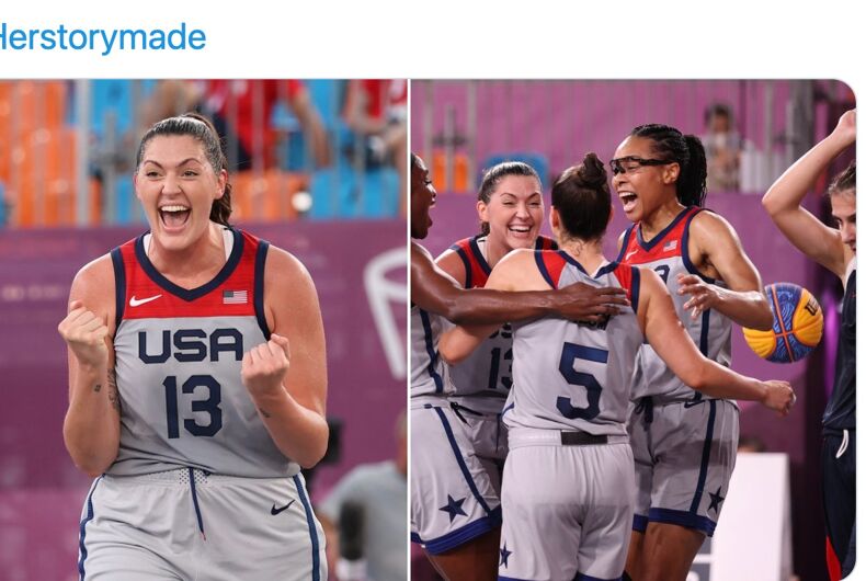 Big Mama Stef Dolson célèbre après avoir remporté une médaille d'or aux Jeux olympiques avec ses coéquipiers de basket-ball 3 contre 3