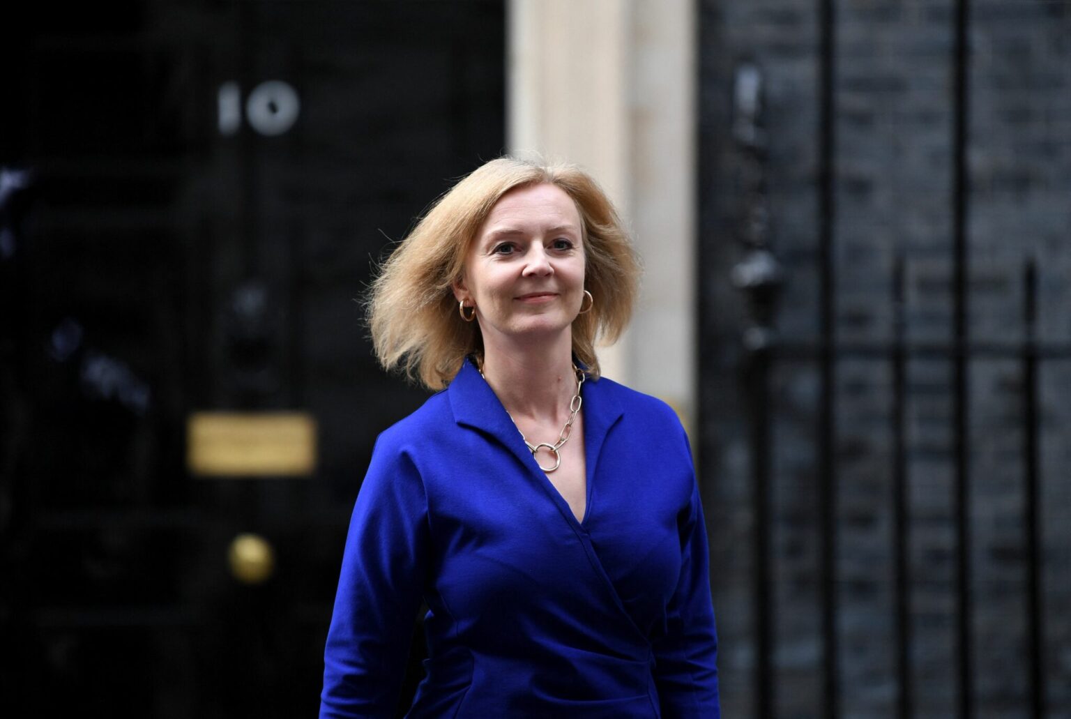 Liz Truss promue ministre des Affaires étrangères et reste ministre de l’Égalité