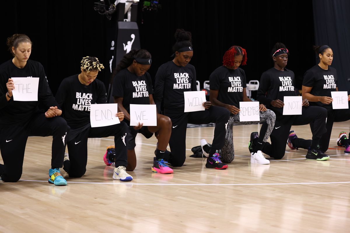 Los Angeles Sparks contre Connecticut Sun