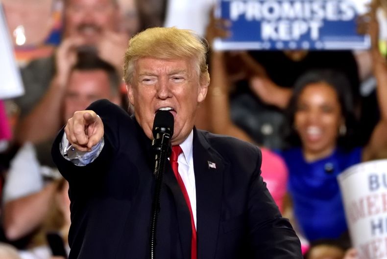 29 AVRIL 2017: Le président Donald Trump prend la parole au Farm Show Complex and Expo Center à Harrisburg, PA