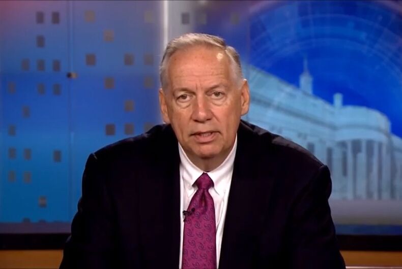 Le pasteur de l'administration Trump encourage les membres du Congrès du GOP à s'opposer à l'égalité du mariage