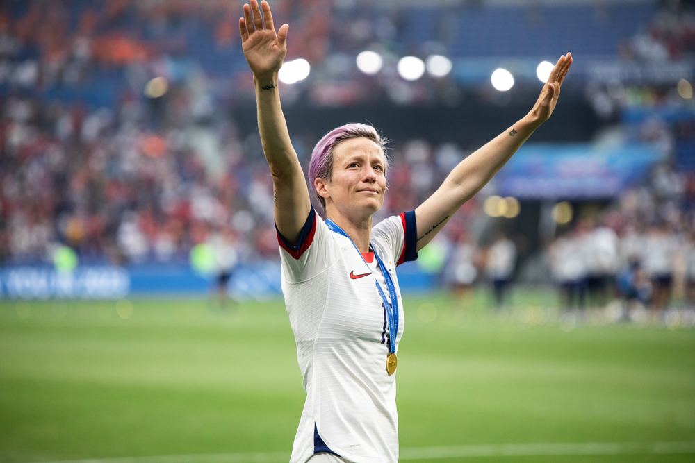 LYON, FRANCE - 7 JUILLET 2019 : Megan Rapinoe des États-Unis après le match final de la Coupe du Monde féminine de la FIFA 2019 entre les États-Unis et les Pays-Bas.