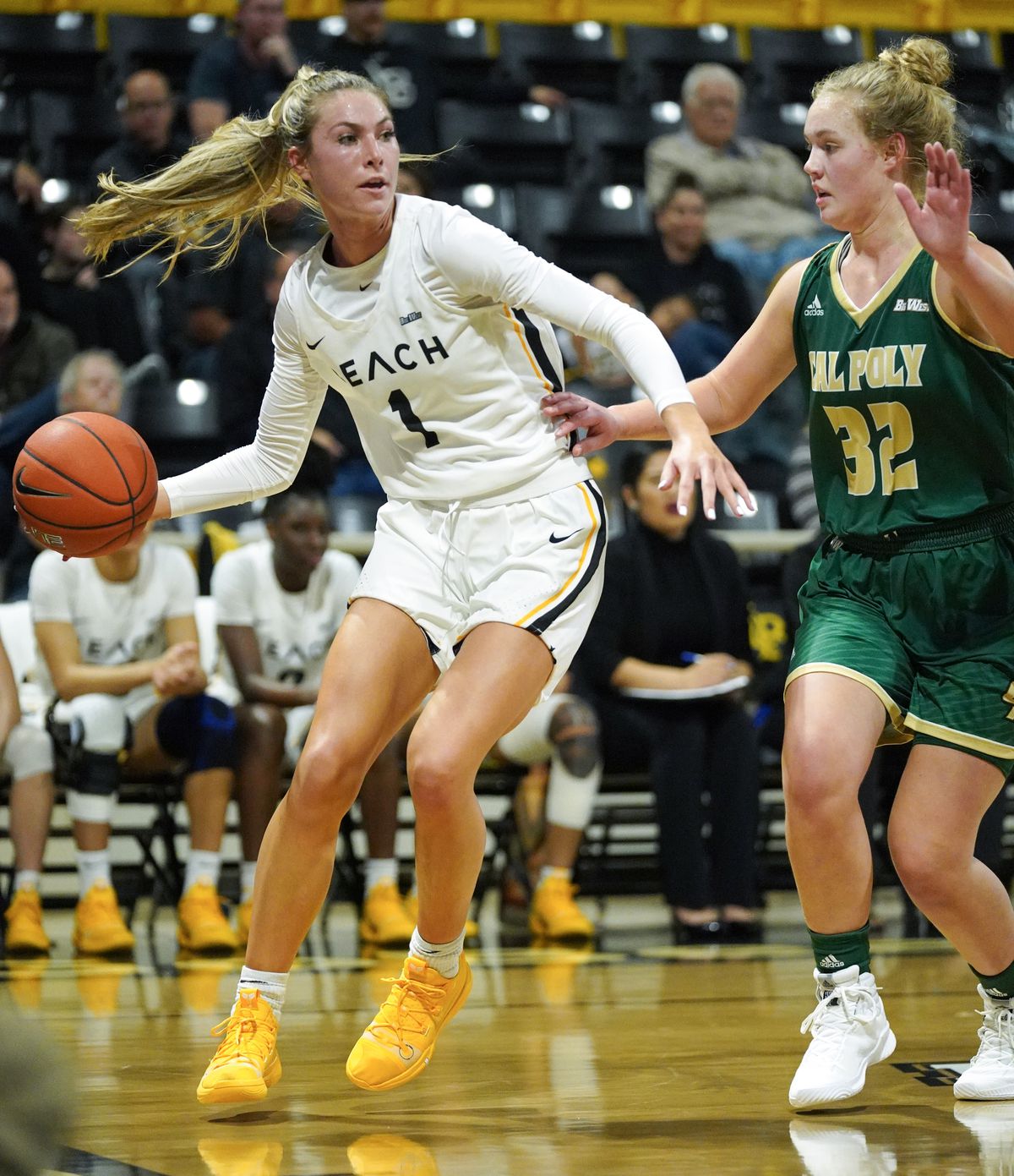 Cal Poly vs LBSU Basketball féminin