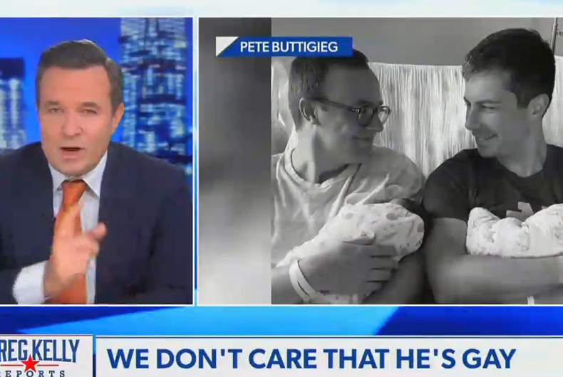 Greg Kelly a souligné qu'il ne se souciait pas du fait que Pete Buttigieg soit homosexuel, alors qu'il s'en moquait.