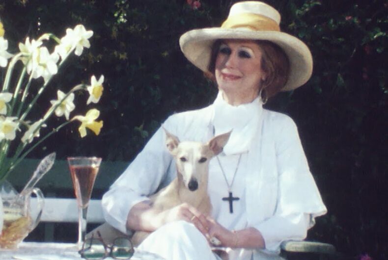 April Ashley, mannequin transgenre britannique