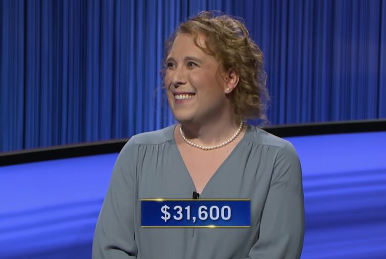 Amy Schneider dans l'épisode du 19 novembre de "Péril!"