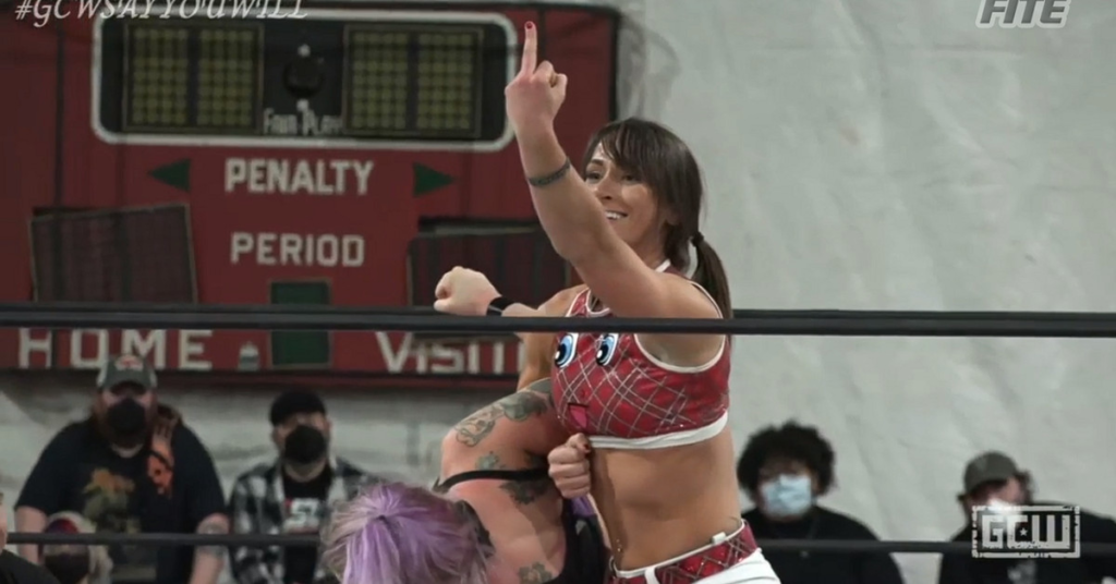 GCW ferme les fans homophobes et misogynes à « Say You Will »