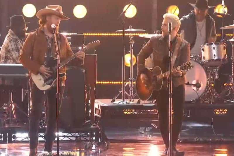 Brothers Osborne Grammy Night: Tears For 'Younger Me' Win; Spectacle de clôture en direct ; John est « ennuyeux » lors des fêtes ; Tj est 'Ici avec l'homme que j'aime et qui m'aime en retour' : Regardez 6 505498 origine 1