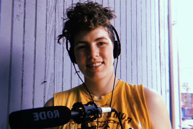 stel kline Un journaliste trans révolutionnaire allègue un parti pris dans le licenciement de la radiodiffusion publique du Dakota du Sud