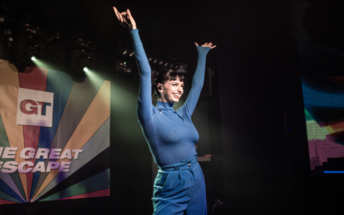 Rebecca Black a donné une masterclass de musique pop à The Great Escape de Brighton