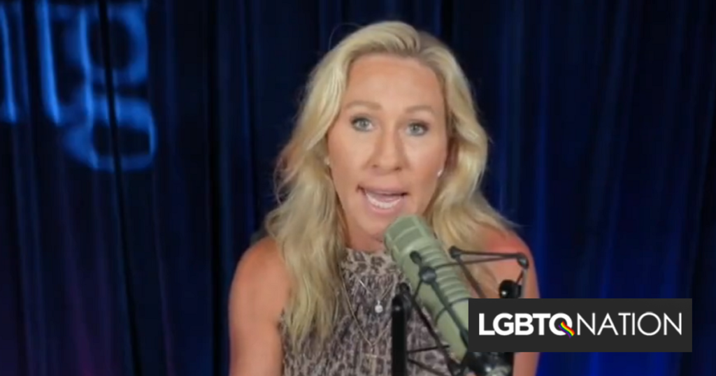 Marjorie Taylor Greene dit que les démocrates « veulent rendre vos enfants homosexuels » Marjorie Taylor Greene dit que les démocrates « veulent rendre vos enfants homosexuels »