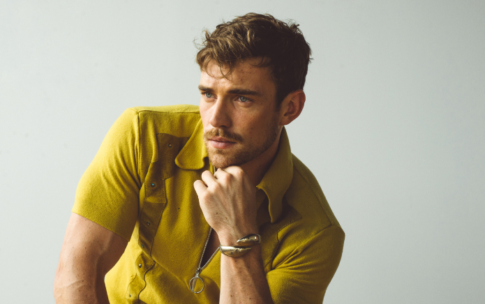 Exclusif: la star de Legacies, Zane Phillips, taquine le personnage "dramatique" de Fire Island