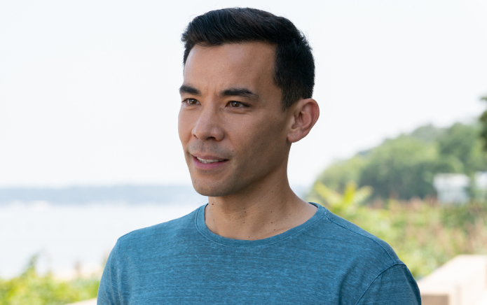 Exclusif : Conrad Ricamora dit que nous avons « besoin » de plus de films LGBTQ+ comme Fire Island Exclusif : Conrad Ricamora dit que nous avons « besoin » de plus de films LGBTQ+ comme Fire Island