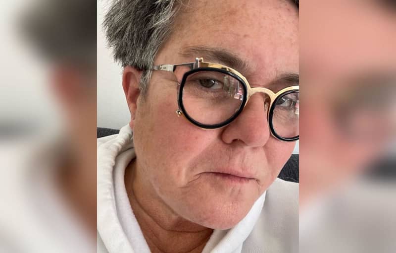 Amour d'été?  Rosie O'Donnell taquine une nouvelle petite amie possible avec Pda Moment 3 524075 524075 origine 1 2