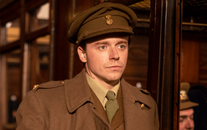 Exclusif : Jack Lowden sur l'incarnation du poète de guerre gay Siegfried Sassoon dans Benediction