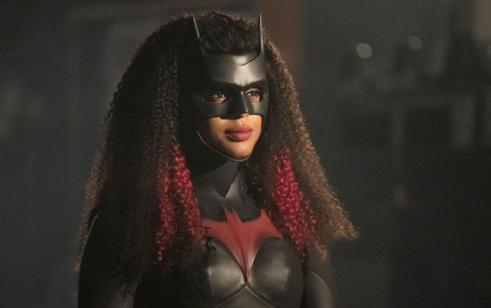 Javicia Leslie de Batwoman taquine le retour au rôle après l'annulation: "C'est une partie de mon tissu"