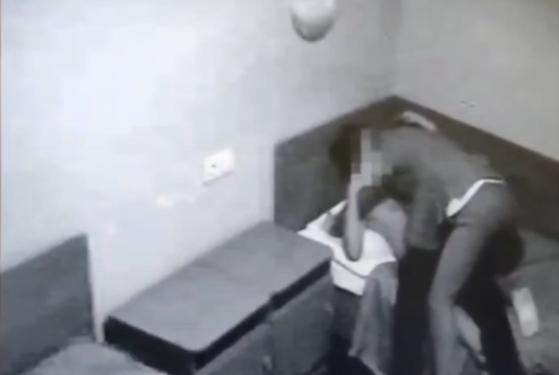 Voici une image fixe d'une mise en place par les forces de sécurité russes pour piéger un Ukrainien de haut niveau.  La vidéo complète a été trouvée sur Telegram.