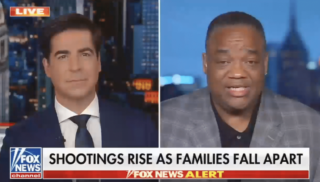 Un invité de Fox News pense qu’un tireur du Texas a assassiné des enfants parce que la masculinité est « attaquée » Jesse Watters and Jason Whitlock discuss the Texas shooting on Fox News