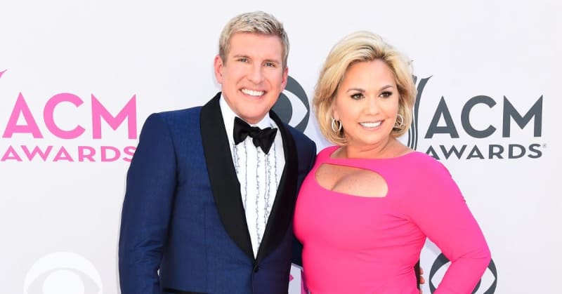 Todd Chrisley aurait demandé à un employé masculin de se livrer à un acte explicite des années avant que l'affaire gay de l'ex-partenaire d'affaires ne revendique 2 586475 586475 origine 1 1