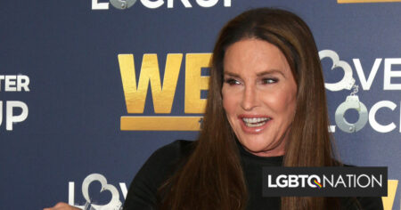 Caitlyn Jenner applaudit l'interdiction des nageuses trans des compétitions féminines d'élite