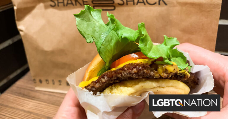 Shake Shack sert des hamburgers avec un côté tas de politique anti-LGBTQ