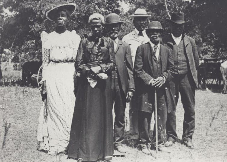 Juneteenth ne célèbre qu’un seul des 20 jours d’émancipation des États-Unis – et l’histoire de la façon dont les personnes émancipées n’ont pas été libres doit également être rappelée Juneteenth ne célèbre qu'un seul des 20 jours d'émancipation des États-Unis - et l'histoire de la façon dont les personnes émancipées n'ont pas été libres doit également être rappelée