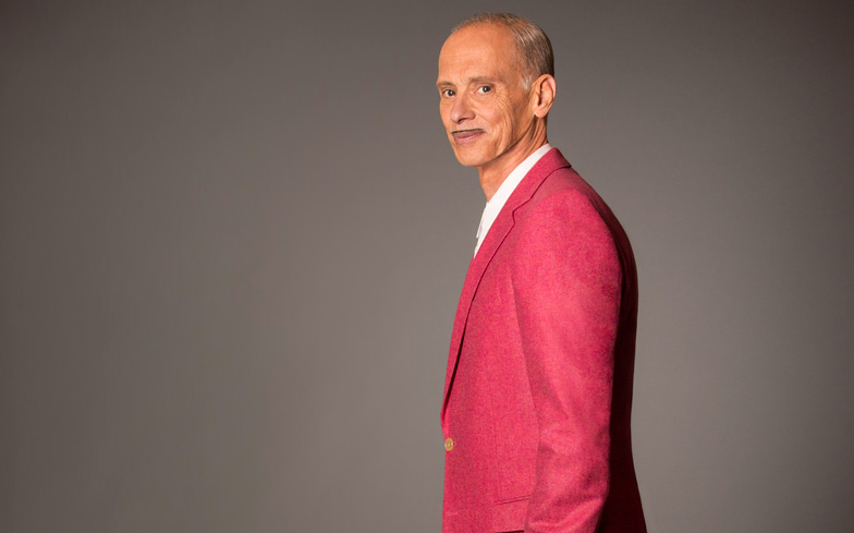 Le cinéaste gay culte John Waters passe de hors-la-loi à initié Le cinéaste gay culte John Waters passe de hors-la-loi à initié