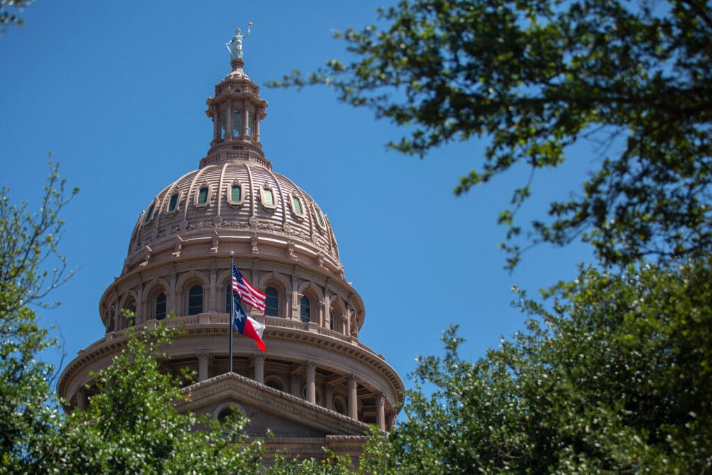 Le parti républicain du Texas se déclare officiellement anti-LGBTQ+ avec une nouvelle plateforme