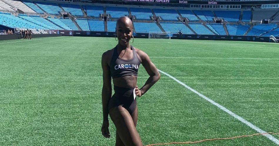 Les Panthers de la Caroline embauchent la première pom-pom girl transgenre de la NFL Les Panthers de la Caroline embauchent la première pom-pom girl transgenre de la NFL