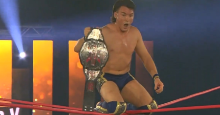 'Speedball' Mike Bailey devient le premier lutteur LGBTQ à remporter un titre en simple IMPACT