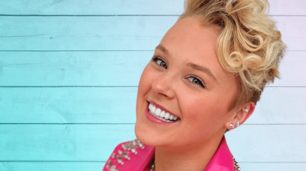 La nouvelle série de documentaires sur Facebook de JoJo Siwa « JoJo Goes » La nouvelle série de documentaires sur Facebook de JoJo Siwa "JoJo Goes"