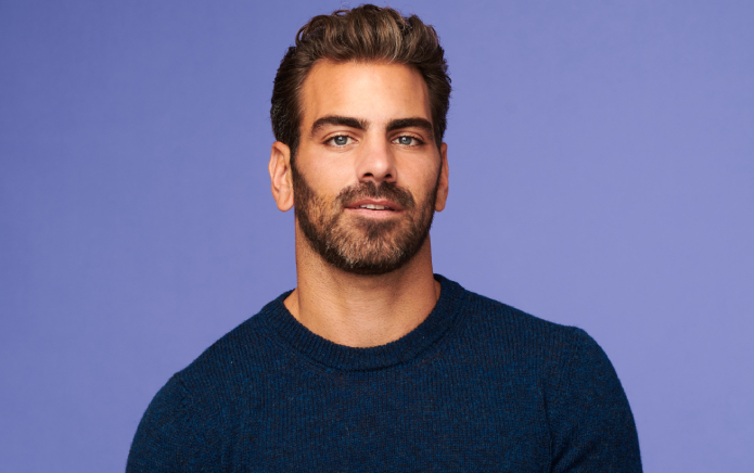Exclusif: Nyle DiMarco fait l’éloge de Queer as Folk pour avoir mis en lumière les communautés «négligées» Exclusif: Nyle DiMarco fait l'éloge de Queer as Folk pour avoir mis en lumière les communautés «négligées»