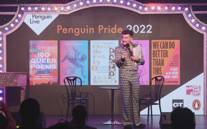 Penguin Pride célèbre les histoires queer avec un événement littéraire intime