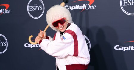 La lanceuse de l'AAGBPL Maybelle Blair réfléchit à sa sortie publique à 95 ans