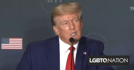 Donald Trump décrit les personnes LGBTQ comme des «malades» dans un discours signalant la course de 2024
