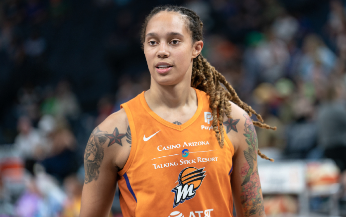 Joe Biden propose un marchand d'armes russe en échange de la star détenue de la WNBA Brittney Griner